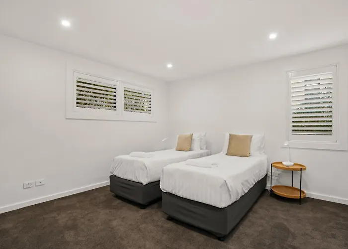 Lakefront Luxury 3 Bedroom 瓦纳卡
